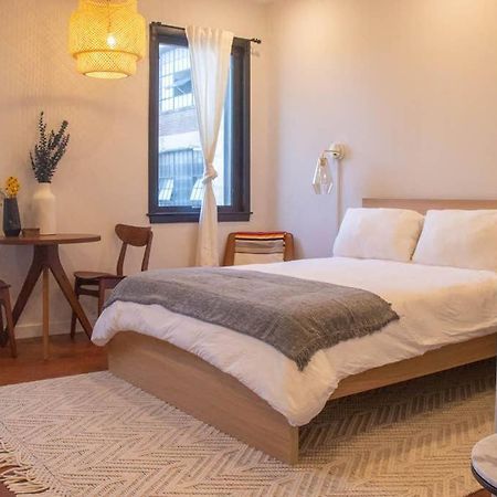 Rail Park Downtown Studio, Amazing Views, Contactless Check-In フィラデルフィア エクステリア 写真